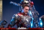 Preview: |HOT TOYS - Marvel's The Avengers - Diecast - 1/6 - Iron Man - Mark VI (2.0) mit Suit-Up Gantry