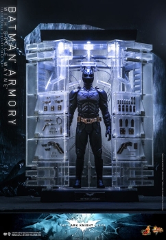 |HOT TOYS - The Dark Knight Rises - 1/6 - Batman Armory with Bruce Wayne