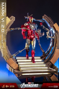 |HOT TOYS - Marvel's The Avengers - Diecast - 1/6 - Iron Man - Mark VI (2.0) mit Suit-Up Gantry