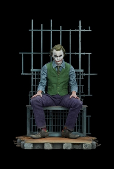 SIDESHOW | Batman The Dark Knight Premium Format Statue The Joker 51 cm