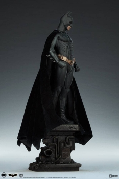 |SIDESHOW - Batman Begins Premium Format Statue - Batman