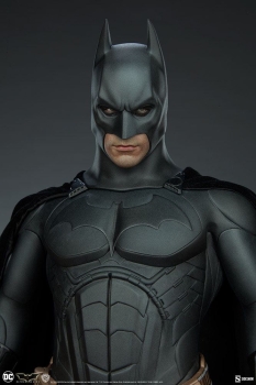 |SIDESHOW - Batman Begins Premium Format Statue - Batman