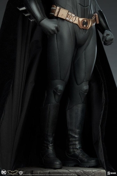 |SIDESHOW - Batman Begins Premium Format Statue - Batman