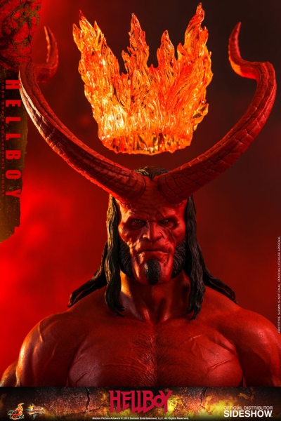 HOT TOYS | Hellboy 2019 Movie :  Hellboy 1:6 Scale Figur