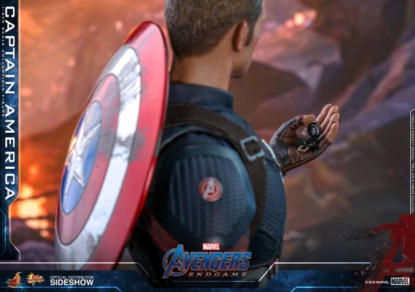 HOT TOYS | Avengers: Endgame Movie Masterpiece Actionfigur 1/6 Captain America 31 cm