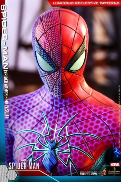 HOT TOYS Spider-Man mit Spider Armor MK IV Suit