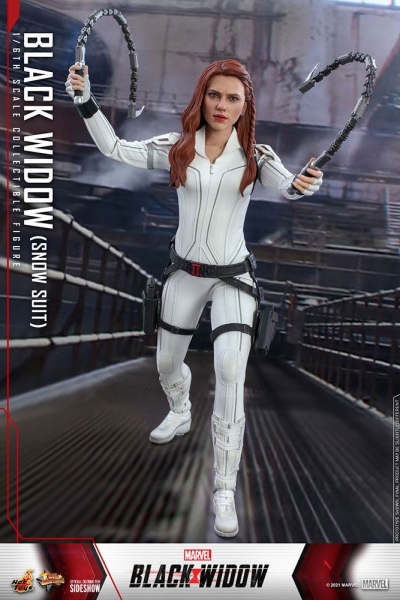 |HOT TOYS - Black Widow - Snow Suit Version