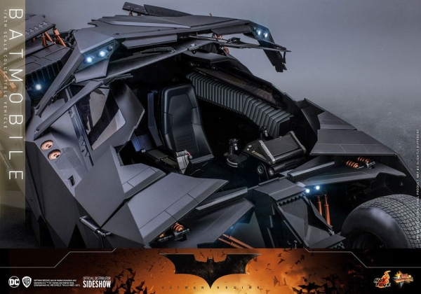 |HOT TOYS - The Dark Knight - Batmobile