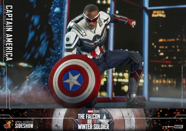|HOT TOYS - The Falcon and The Winter Soldier - Captain America