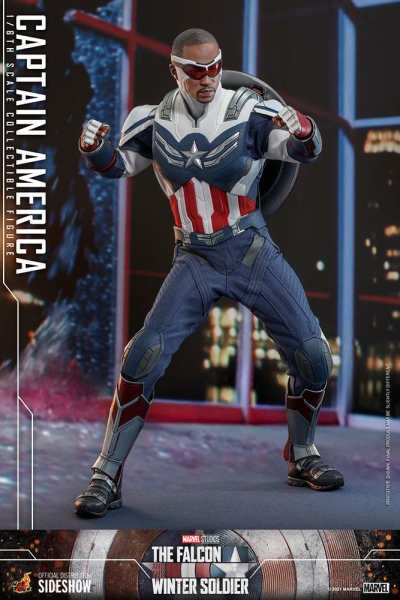 |HOT TOYS - The Falcon and The Winter Soldier - Captain America