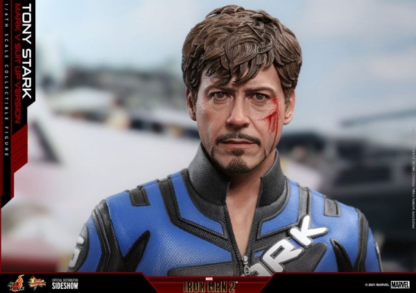 |HOT TOYS - Iron Man 2 - Tony Stark (Mark V Suit Up Version)