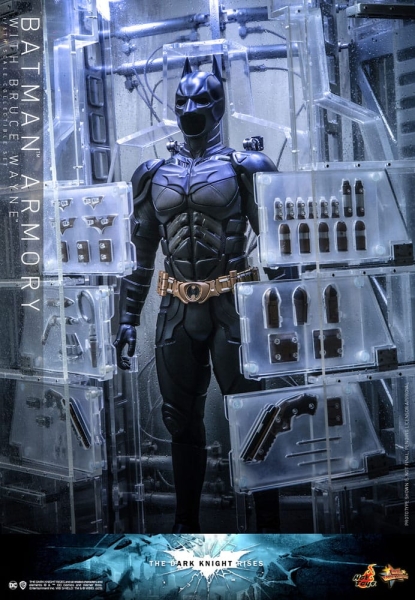 |HOT TOYS - The Dark Knight Rises - 1/6 - Batman Armory with Bruce Wayne