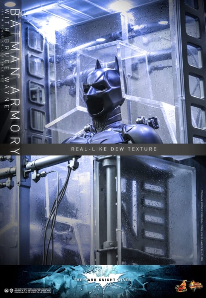 |HOT TOYS - The Dark Knight Rises - 1/6 - Batman Armory with Bruce Wayne