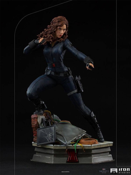 | HOT TOYS | SIDESHOW
