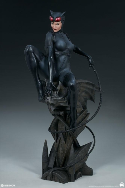 DC Comics Premium Format Figur Catwoman 56 cm Sideshow Collectibles