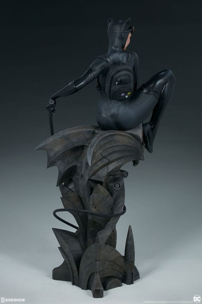 DC Comics Premium Format Figur Catwoman 56 cm Sideshow Collectibles