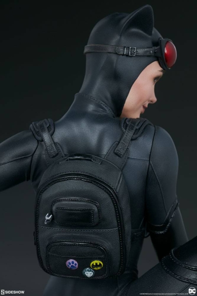 DC Comics Premium Format Figur Catwoman 56 cm Sideshow Collectibles