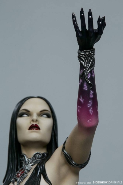 Sideshow Originals - Dark Sorceress - Guardian of the Void - AUSSTELLER