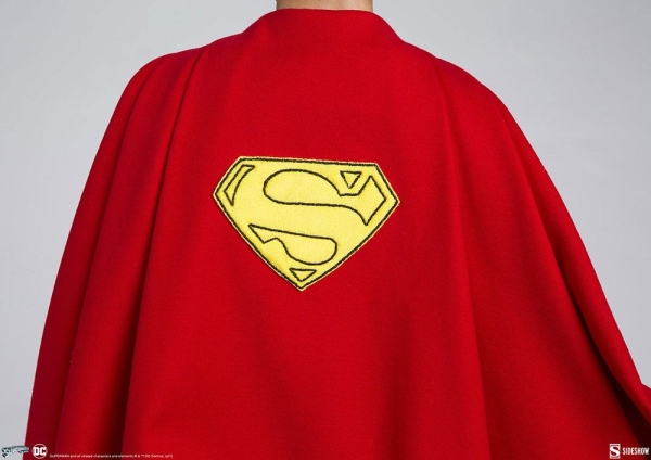 |SIDESHOW - Superman Premium Format Statue - Superman: The Movie