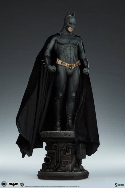 |SIDESHOW - Batman Begins Premium Format Statue - Batman