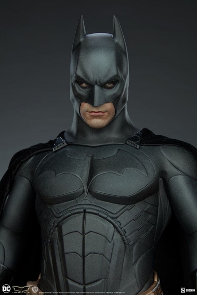|SIDESHOW - Batman Begins Premium Format Statue - Batman